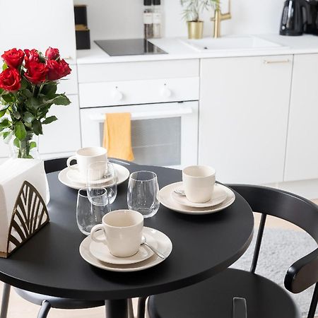 탐페레 Great Location, Quiet And New With Balcony&Cafe 아파트 외부 사진