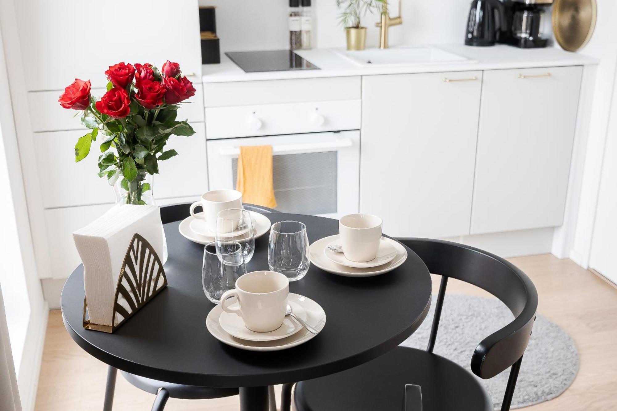 탐페레 Great Location, Quiet And New With Balcony&Cafe 아파트 외부 사진